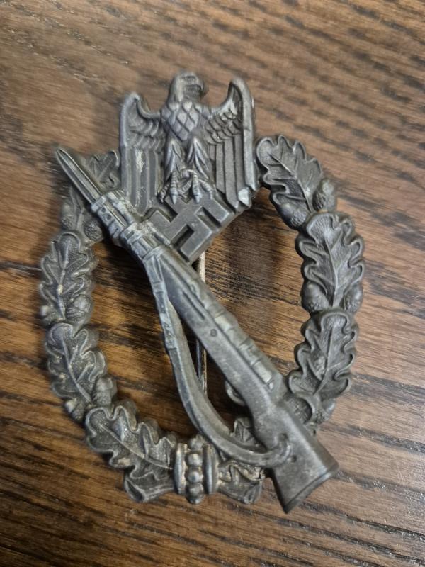 WW3 German Infantry Assault Badge maker code gor R.S