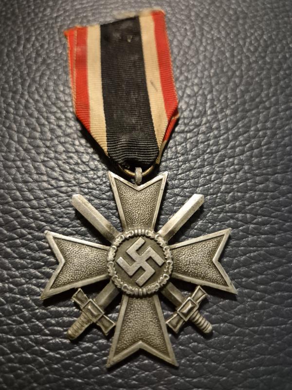 WW2 German Silver Cross with Swords (Kriegsverdienstkreuz mit Schwertern)