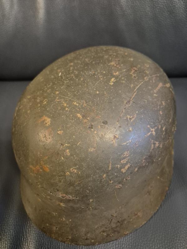 WW2 GERMAN M40 HELMET. VERY GOOD PAINT. PERFECT FOR PROJECT.